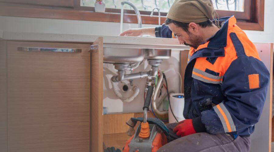 Local annual plumbing maintenance in Unionville, IN